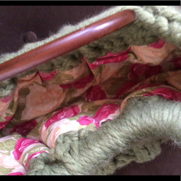 Handmade knitted Bag - Picture 3 of 5